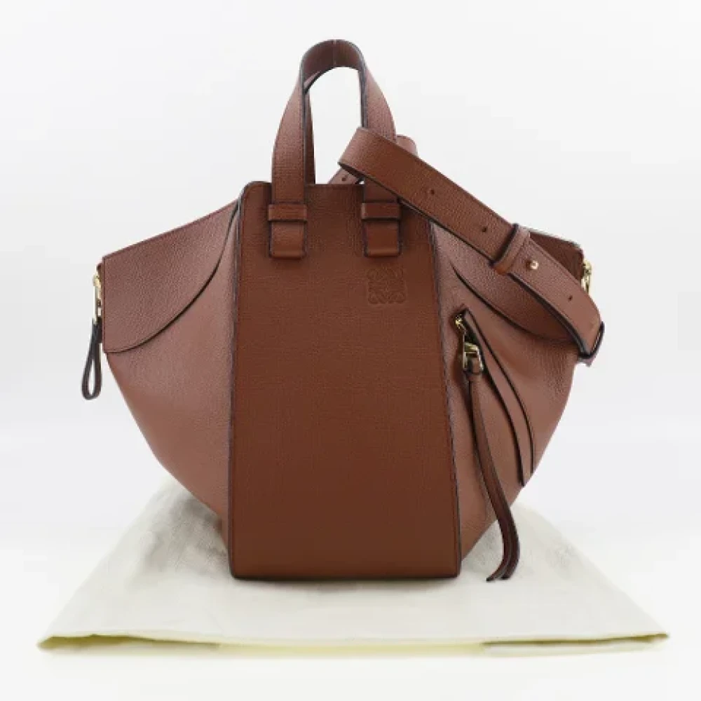Loewe Pre-owned Leather shoulder-bags Brown Dames