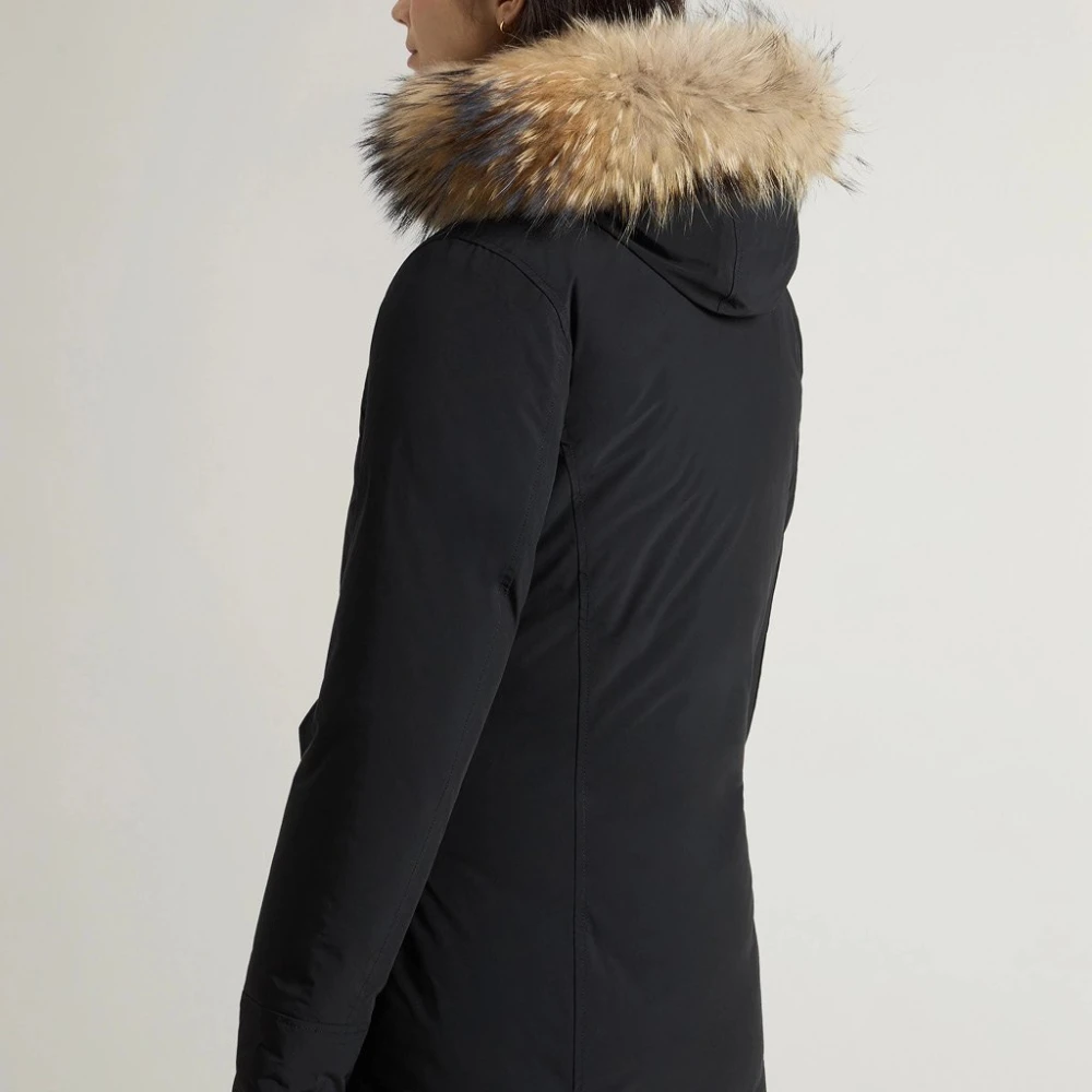 Woolrich Zwarte technische stof parka met bont Black Dames