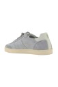 sneakers-en-daim-a-bout-rond