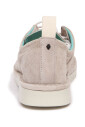chaussures-en-daim-a-lacets