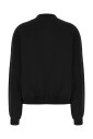 sweat-a-la-mode-pour-un-look-tendance