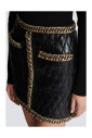 jupe-en-cuir-matelasse-et-chaines