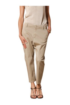 elegant-gabardine-carrot-fit-chino-bukser