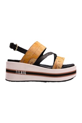 black-high-heel-sandals