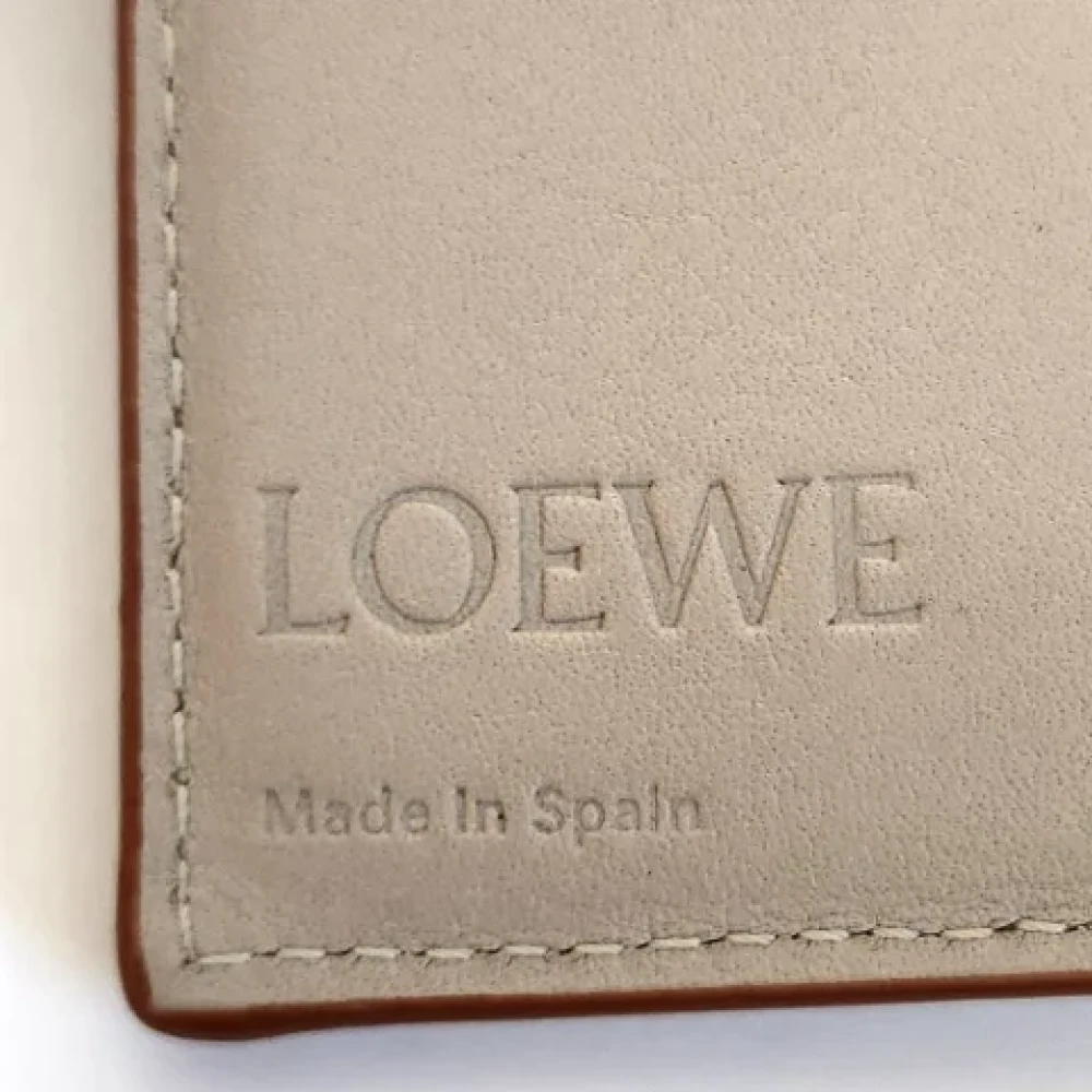 Loewe Pre-owned Leather wallets Beige Dames