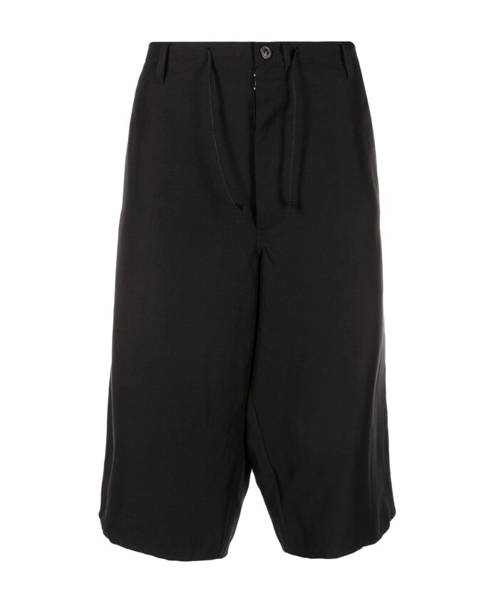 shorts-noirs-en-lin-et-viscose-ss22