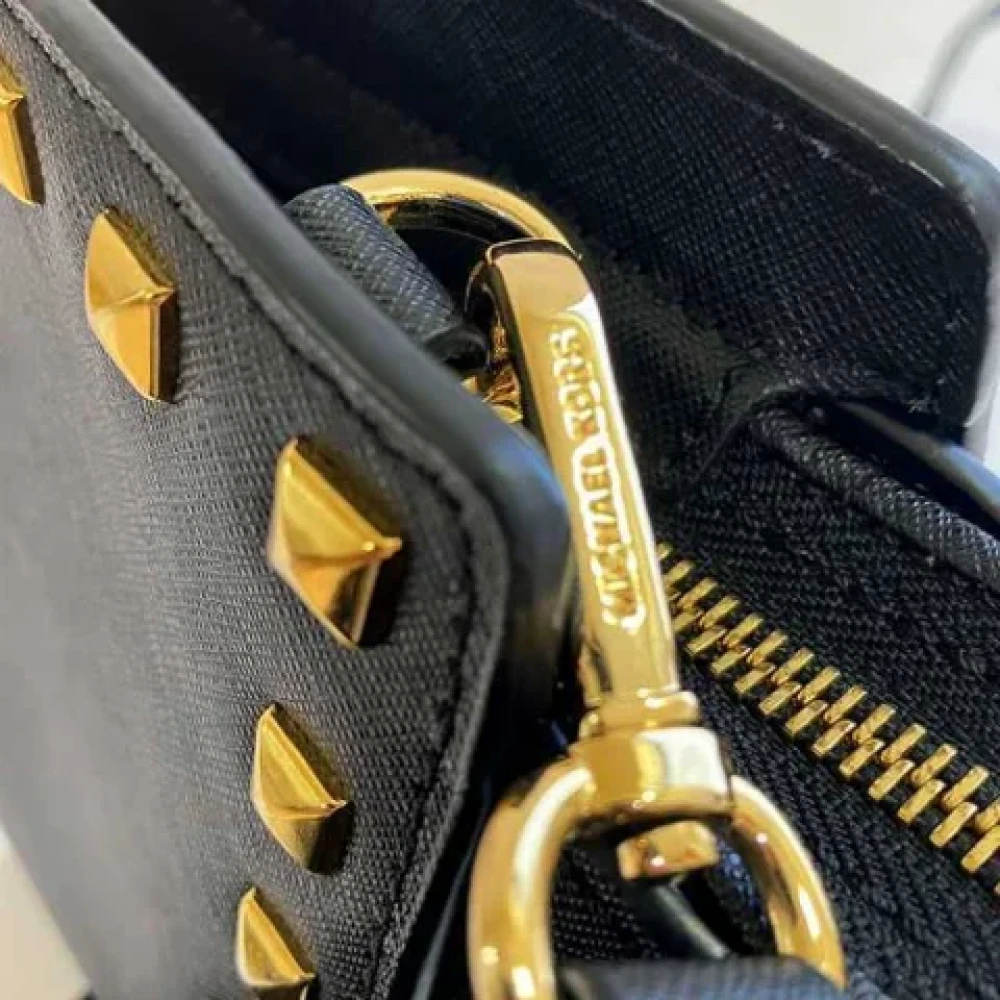 Michael Kors Pre-owned Leather shoulder-bags Black Dames
