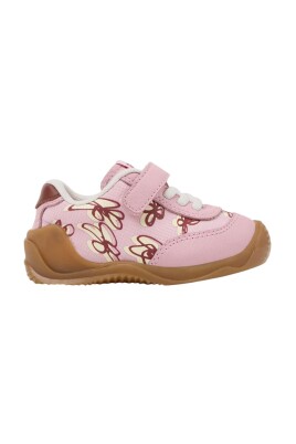 pink-sneakers