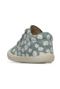 chaussures-premiers-pas-en-daim-avec-marguerites