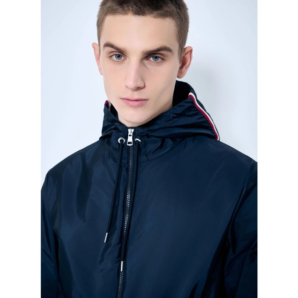 Moncler Lichtgewicht Hoodie met kenmerkende afwerking Blue Heren