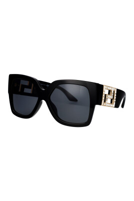 lunettes-de-soleil-elegantes-avec-modele-0ve4402