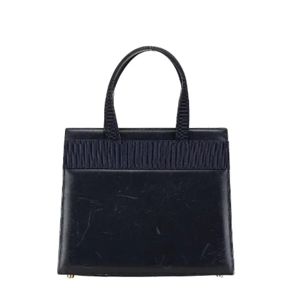 Salvatore Ferragamo Pre-owned Leather handbags Black Dames