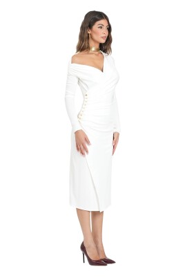robe-midi-blanche-asymetrique-avec-drape