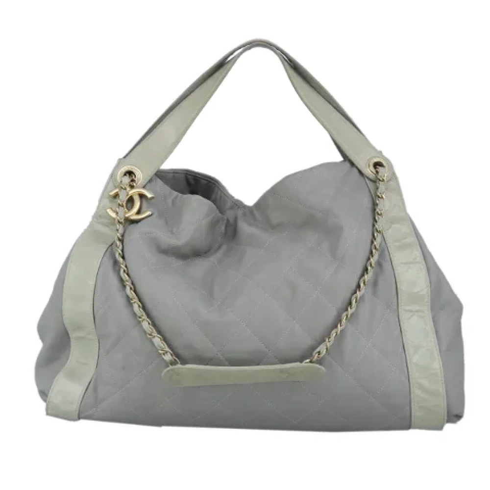 Chanel Vintage Pre-owned Leather handbags Gray Dames