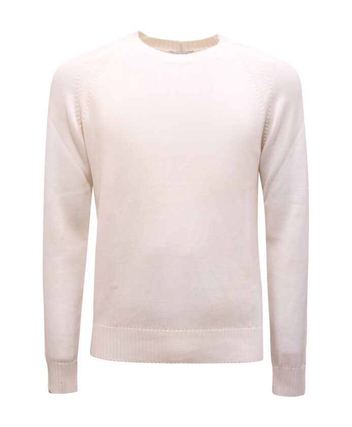 pull-en-laine-de-style-classique
