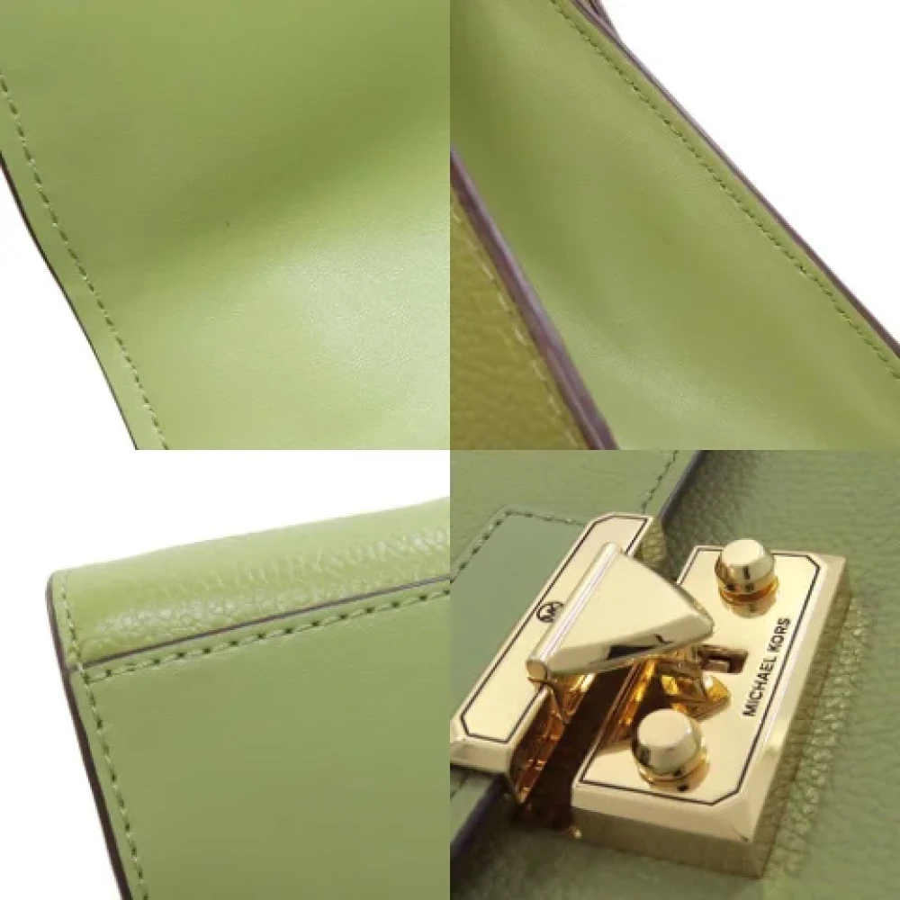 Michael Kors Pre-owned Canvas handbags Green Dames