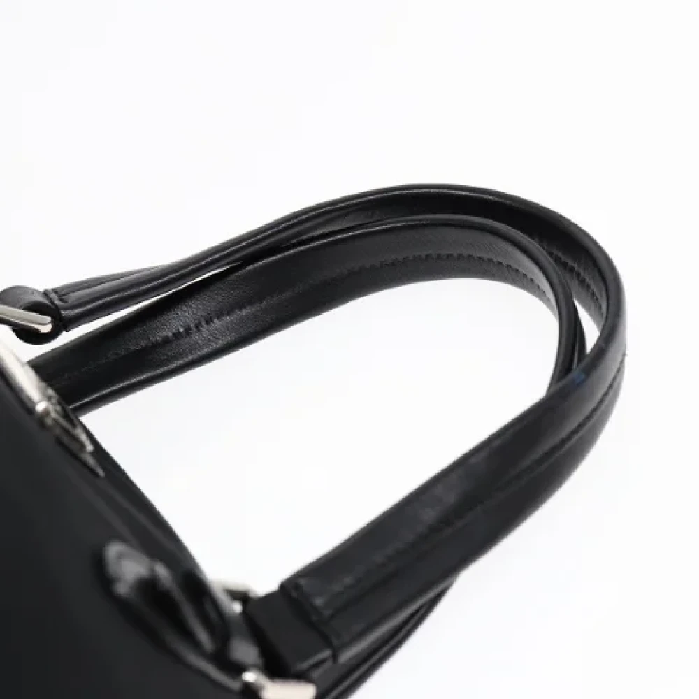 Burberry Vintage Pre-owned Nylon handbags Gray Dames