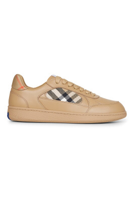 equestrian-knight-design-sneakers