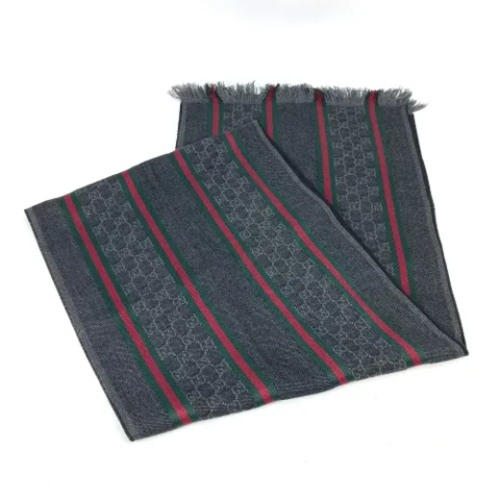 Gucci Vintage Pre-owned Wool scarves Gray Heren