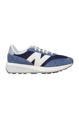 stylish-and-comfortable-mens-sneakers