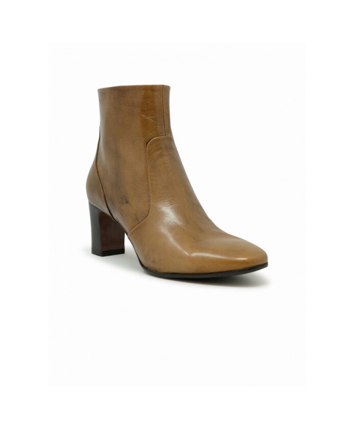 brown-leather-ankle-boots