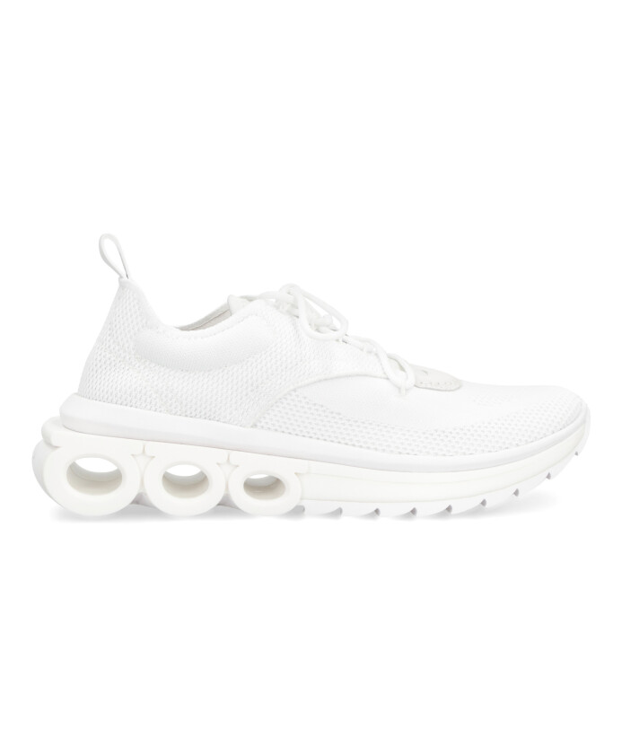 baskets-basses-avec-empiecements-en-nubuck