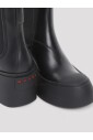 bottes-en-cuir-noir-a-talon-bloc