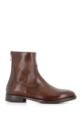 brown-leather-zipper-boots