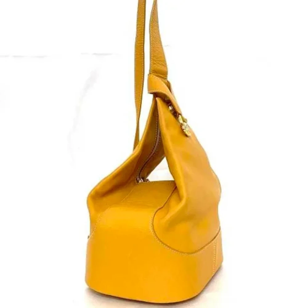 Loewe Pre-owned Leather crossbody-bags Orange Dames