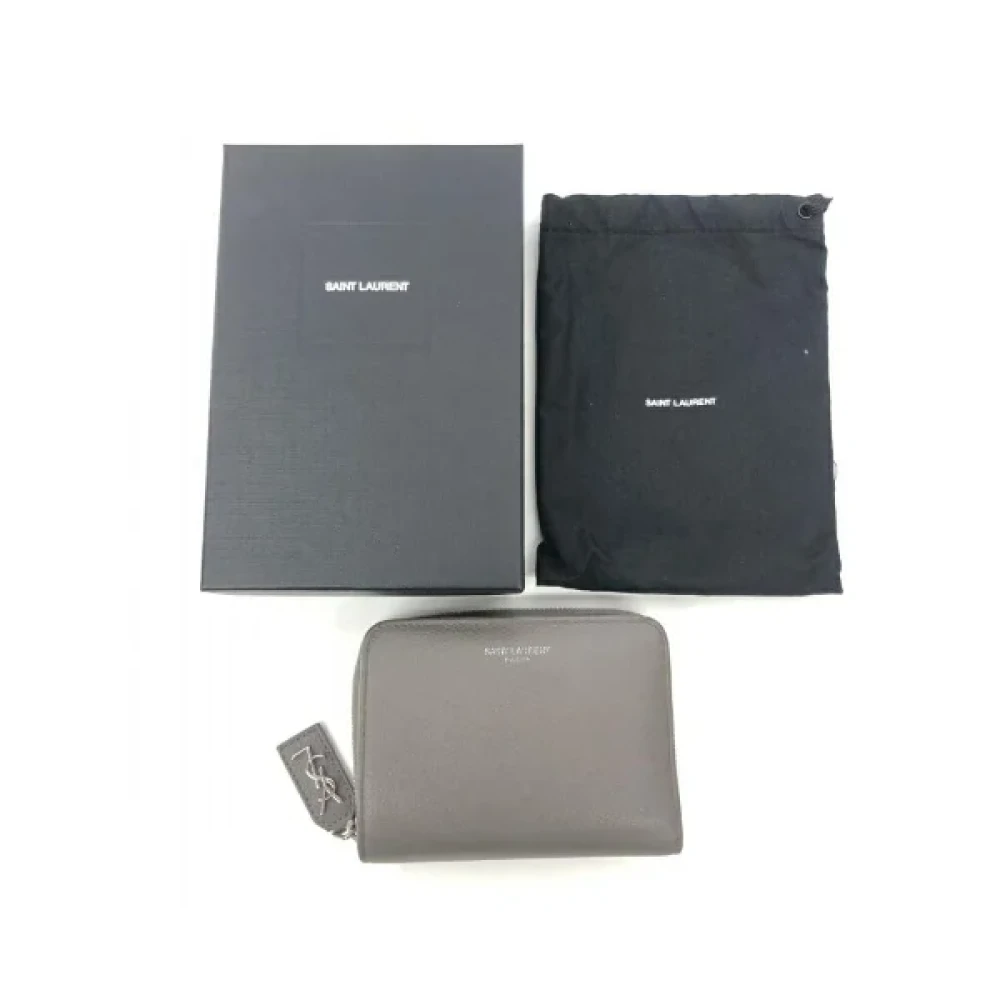 Yves Saint Laurent Vintage Pre-owned Leather wallets Gray Dames