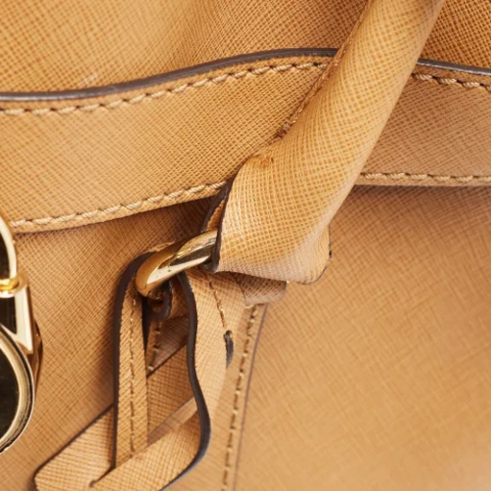 Michael Kors Pre-owned Leather totes Beige Dames