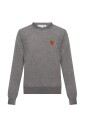 pull-ras-du-cou-avec-broderies-fraises