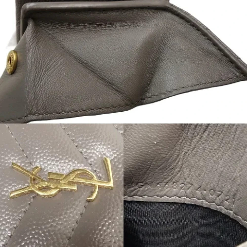 Yves Saint Laurent Vintage Pre-owned Leather wallets Gray Dames