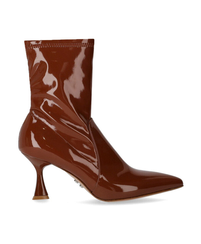 bottine-en-cuir-marron-a-talon