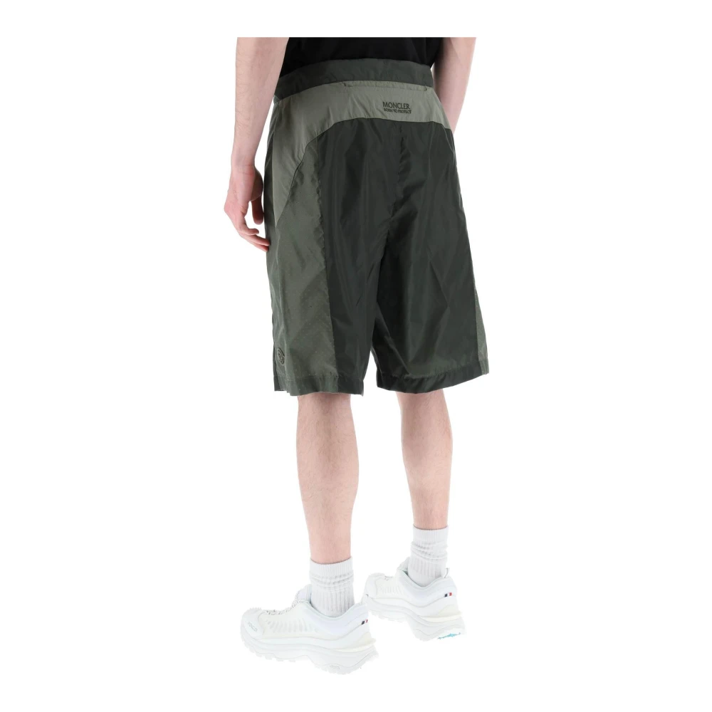 Moncler Beschermende geperforeerde nylon shorts Green Heren