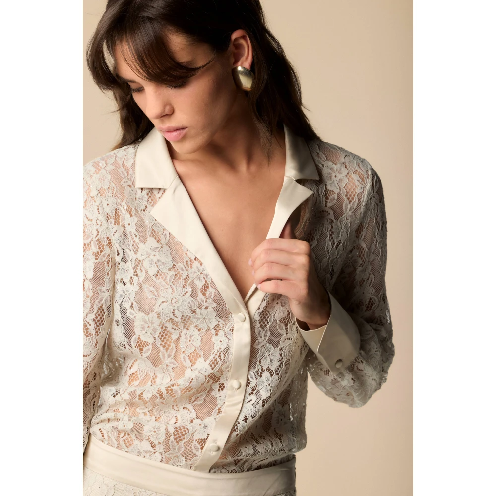 Kocca Ivoor Kantknoopshirt White Dames