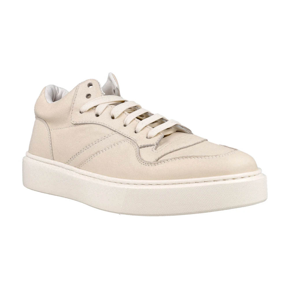 Doucal's Minimalistische Leren Hoge Sneakers Beige Heren