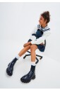 bottines-a-talon-plat-en-cuir-bleu