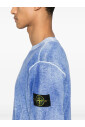 pull-bleu-avec-badge