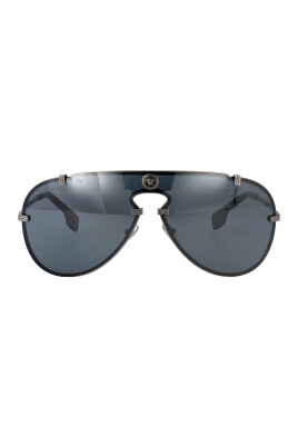 lunettes-de-soleil-elegantes-avec-modele-0ve2243