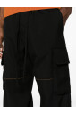 pantalon-cargo-noir-avec-coutures-orange