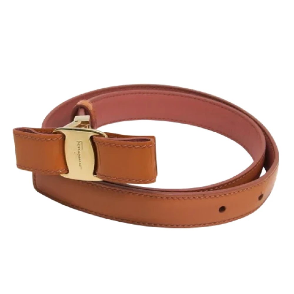 Salvatore Ferragamo Pre-owned Leather belts Orange Dames