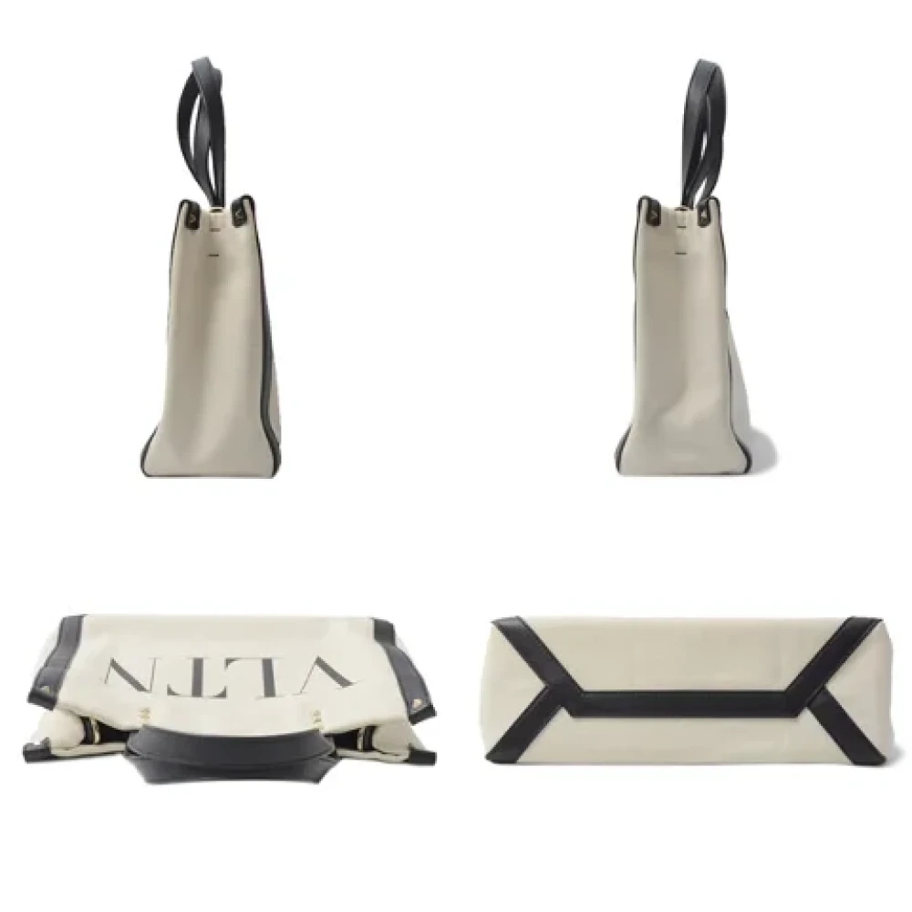 Valentino Vintage Pre-owned Canvas handbags White Dames