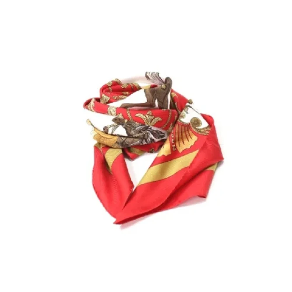 Hermès Vintage Pre-owned Silk scarves Red Dames