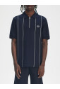 blauw-gestreept-poloshirt-met-ritssluiting