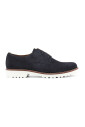 laced-shoes