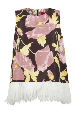 feather-trim-a-line-top