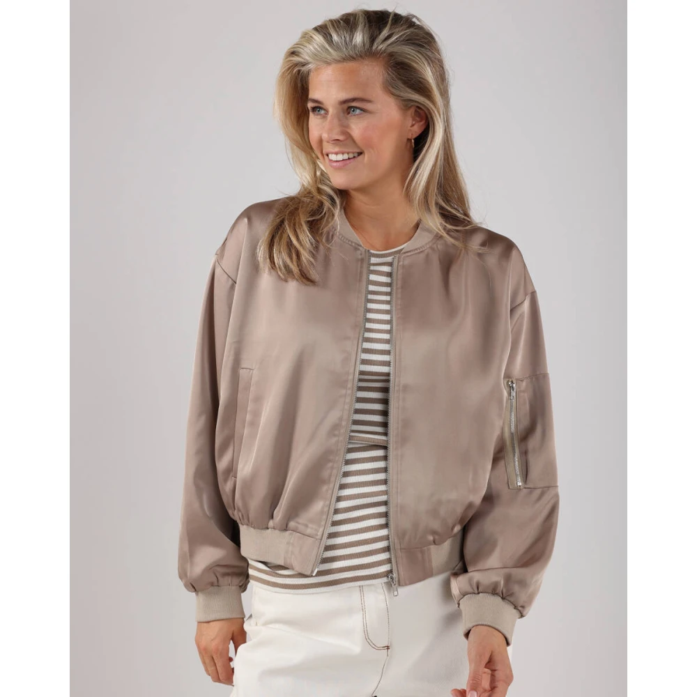 Nukus Stijlvolle Noell Bomberjas voor vrouwen Beige Dames