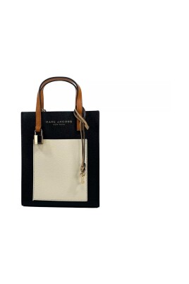 chic-leather-crossbody-bag-with-adjustable-strap