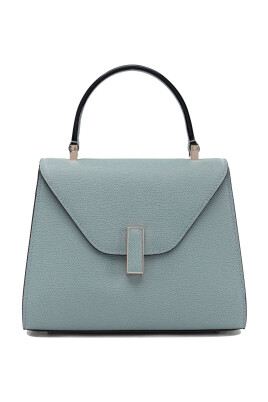 sac-bandouliere-bleu-clair-design-elegant